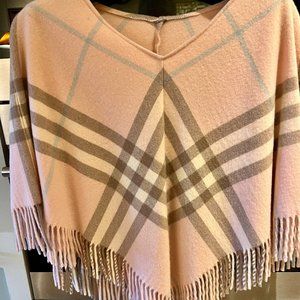 Burberry Cashmere/wool blend Poncho. Classic plaid in pink and brown..